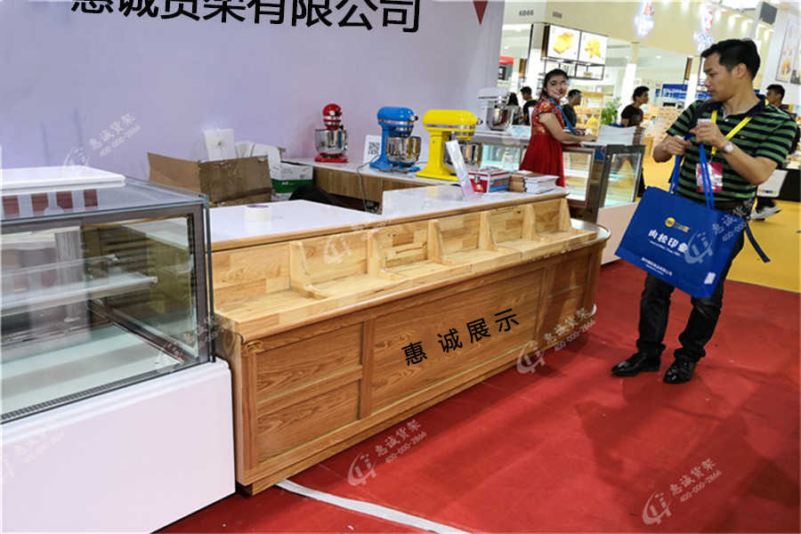 廣州惠誠(chéng)收銀臺(tái)展示
